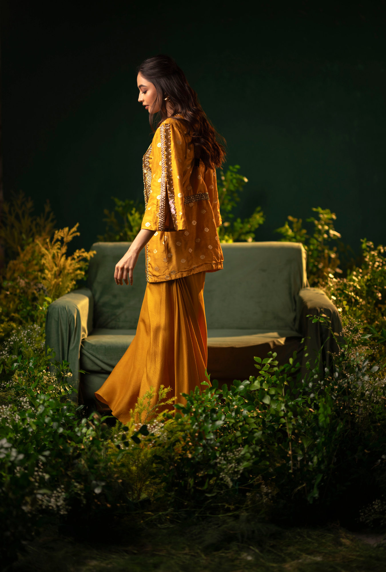 Gold Rivaayat Set