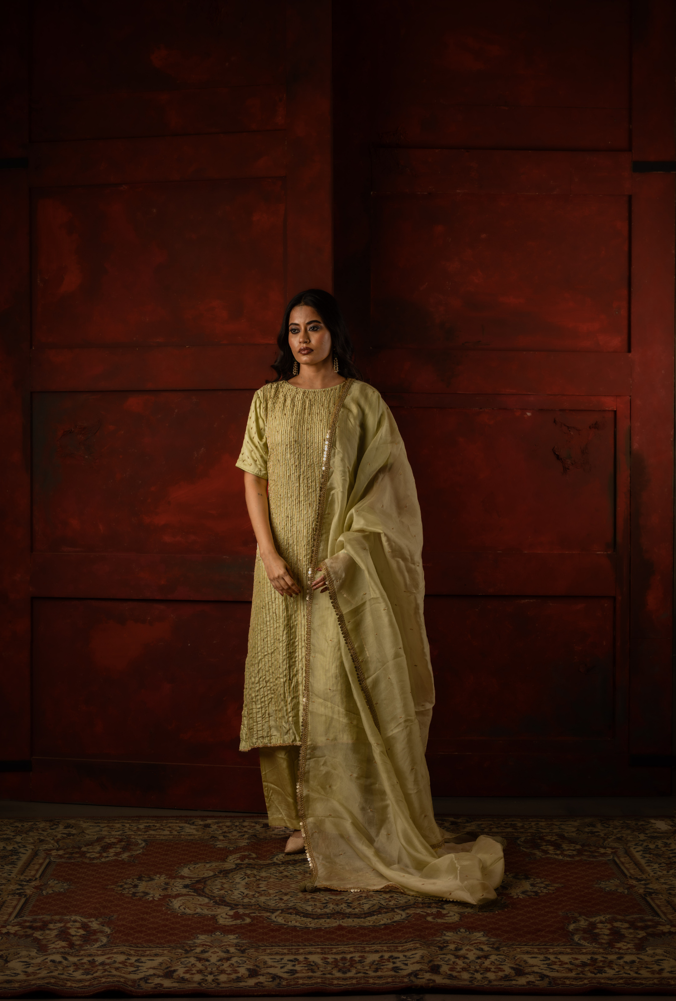 Noor-e-Resham Set