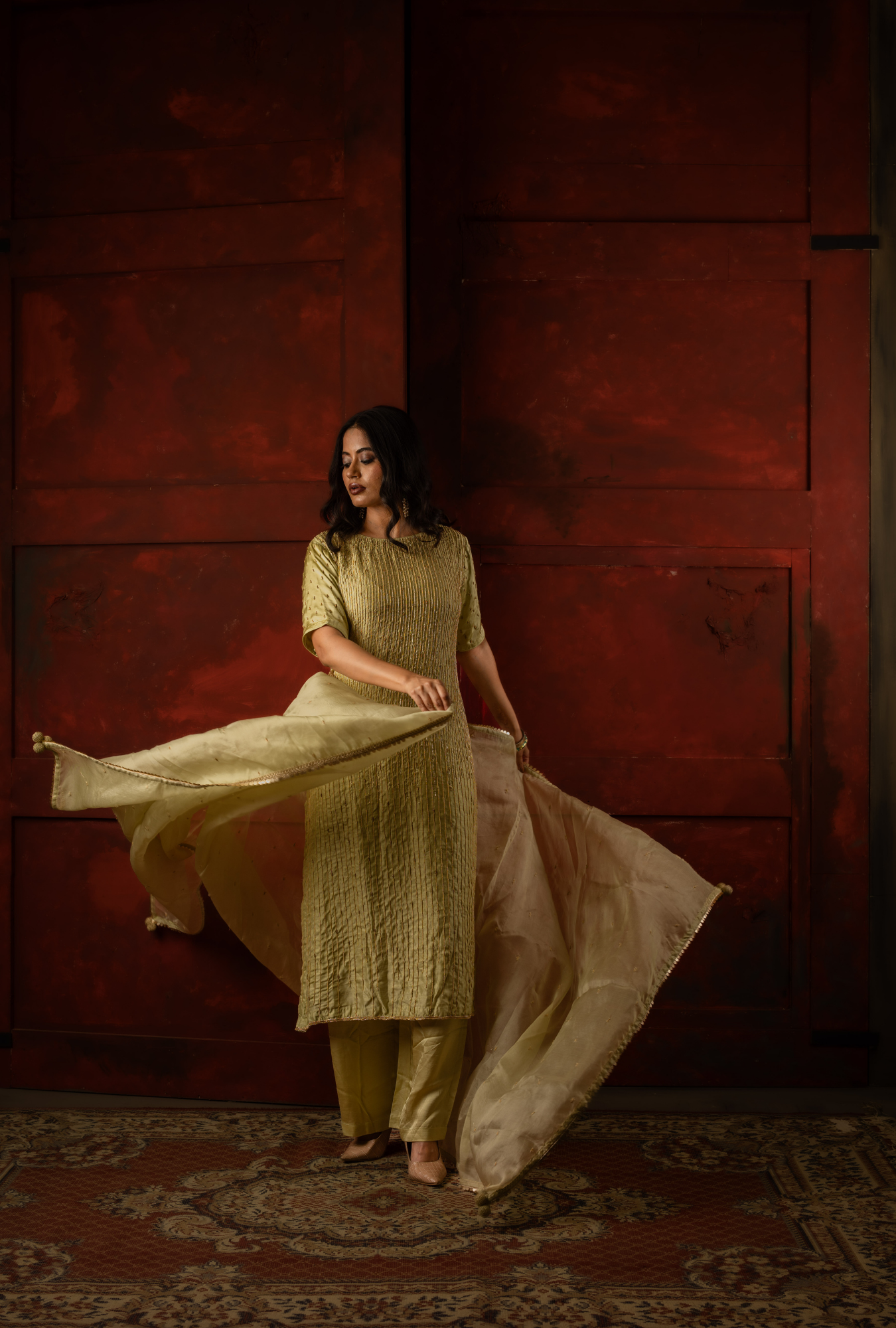 Noor-e-Resham Set