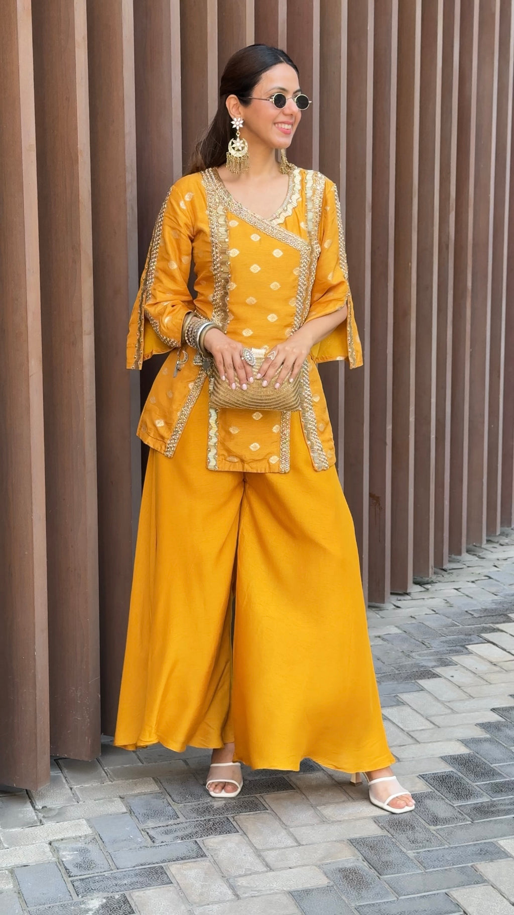 Gold Rivaayat Set